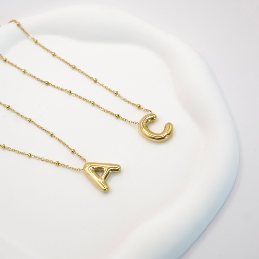 COLLAR INICIALES BALLOON DORADO