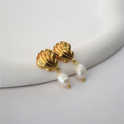 ARETES CAPRI