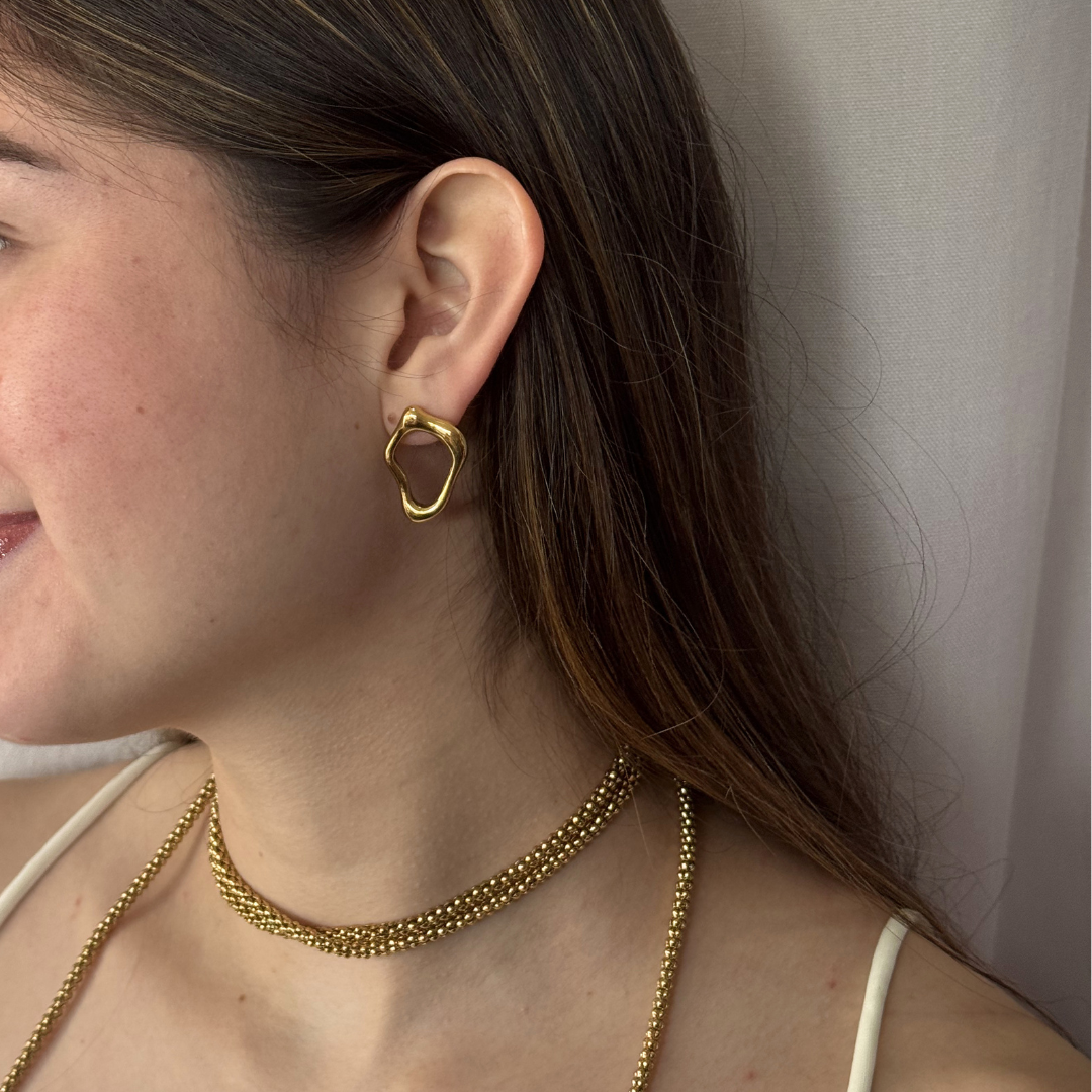 ARETES BLAKE