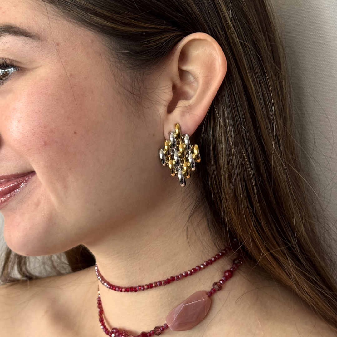 ARETES CARRIE