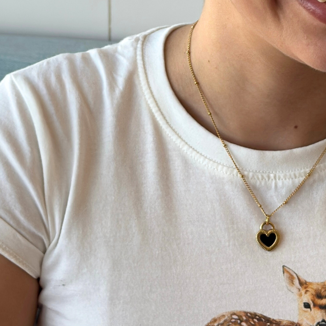 COLLAR CRUSH
